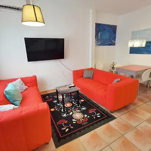 https://casa-familia-con-vistas-a-las-montaas-de-nerja.hotelsinnerja.org